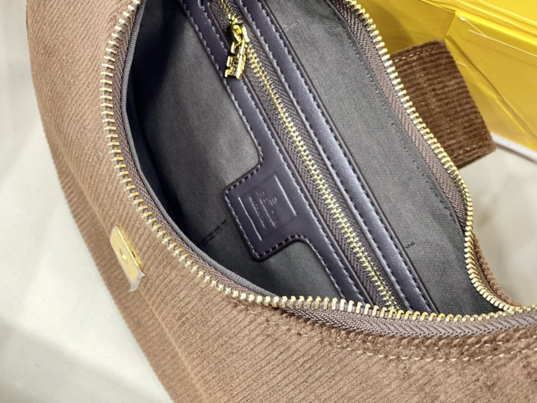 Sneakerhill - Top Quality Bag FND 760