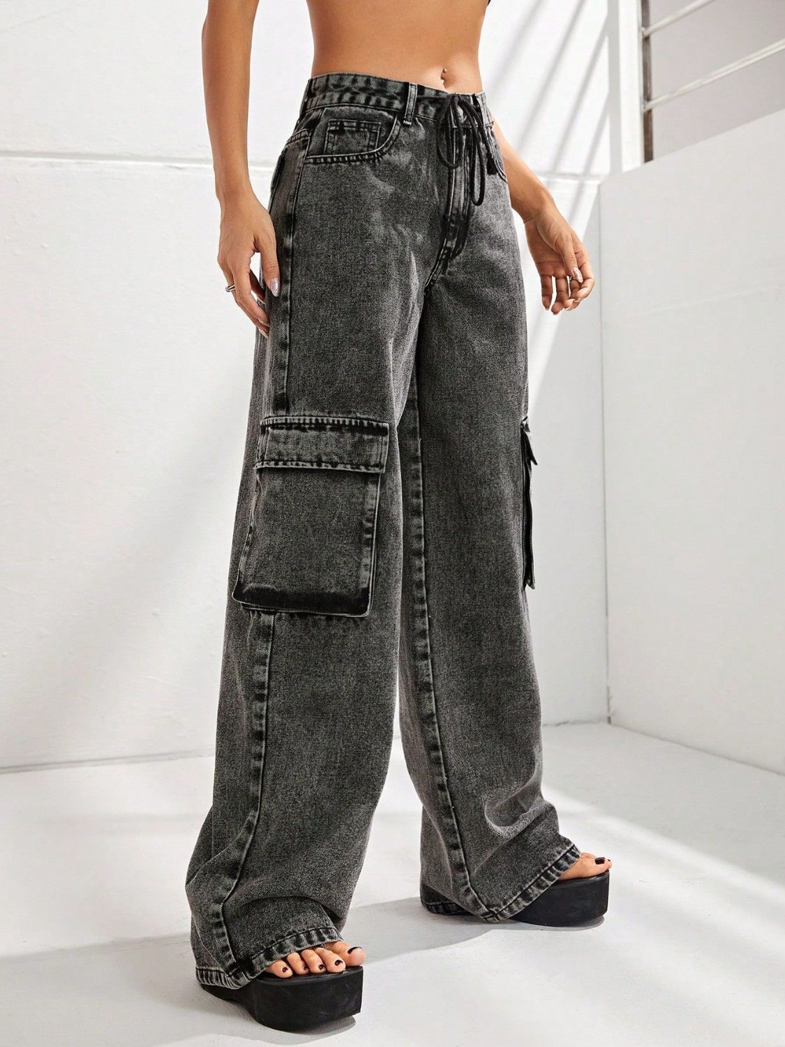 Wide Leg Jeans with Pockets Trendsi