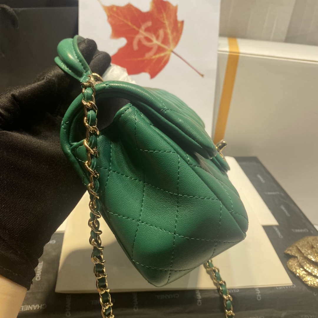 Sneakerhill - Flap Bag with top Handle Green