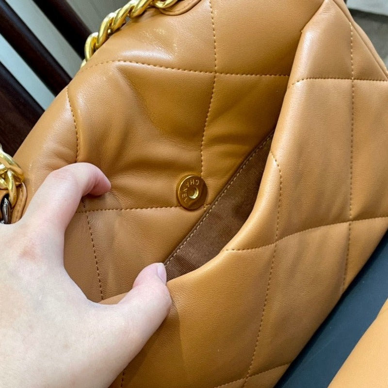 Sneakerhill - Flap Bag Caramel - sneakerhillcom