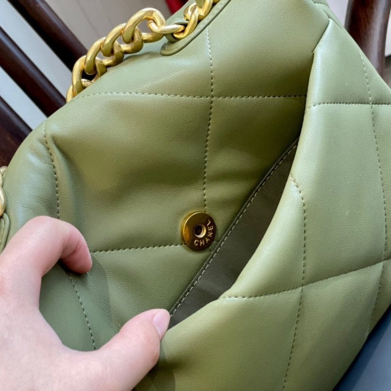 Sneakerhill - Flap Bag Olive - sneakerhillcom