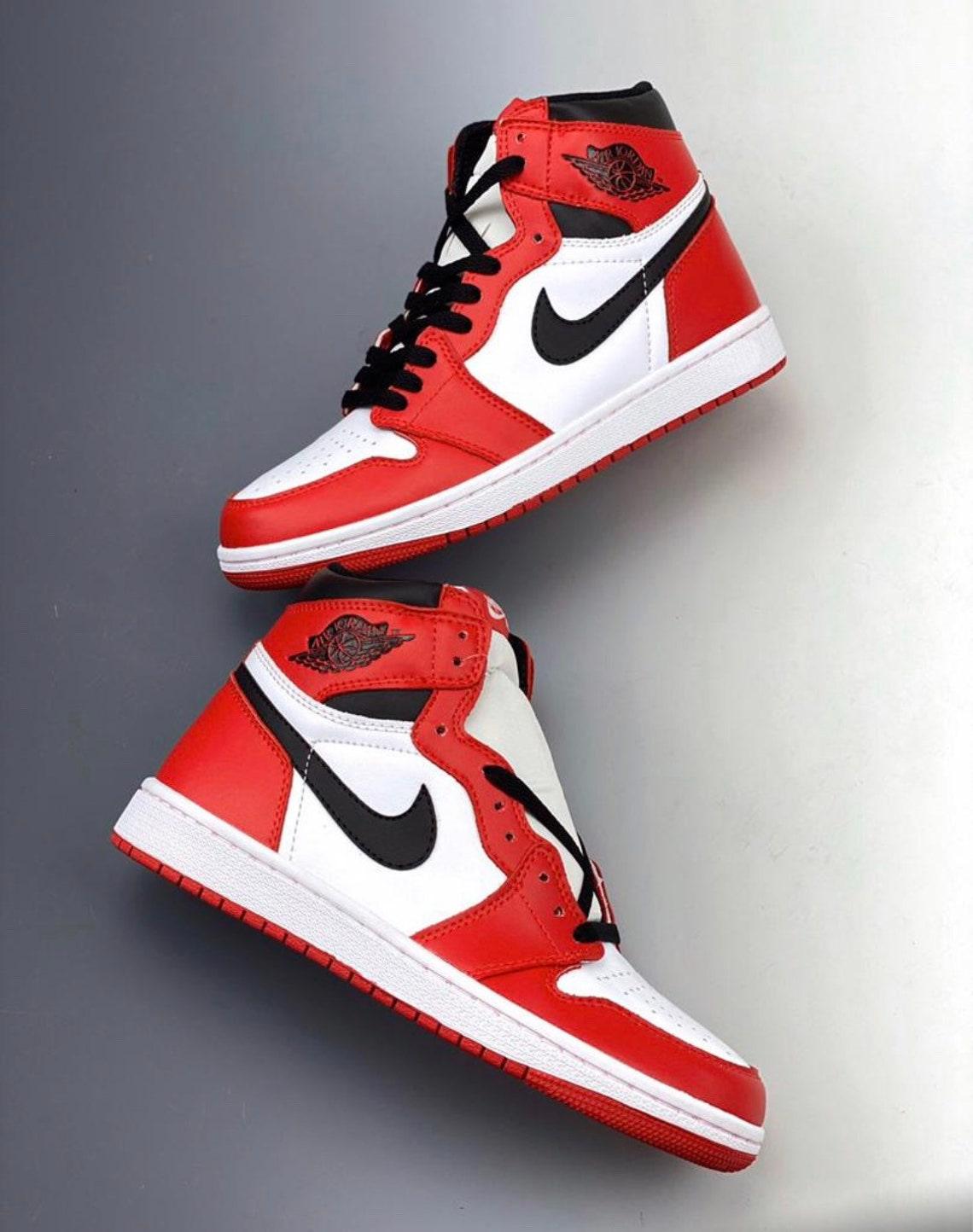 Custom RED Black White Jordan 1 CHICAGO High Q AJ1 UNISEX ( Customs And Box ), Jordan 1 Sneakers FREE SHIPPING WITH FEDEX luxurysteps