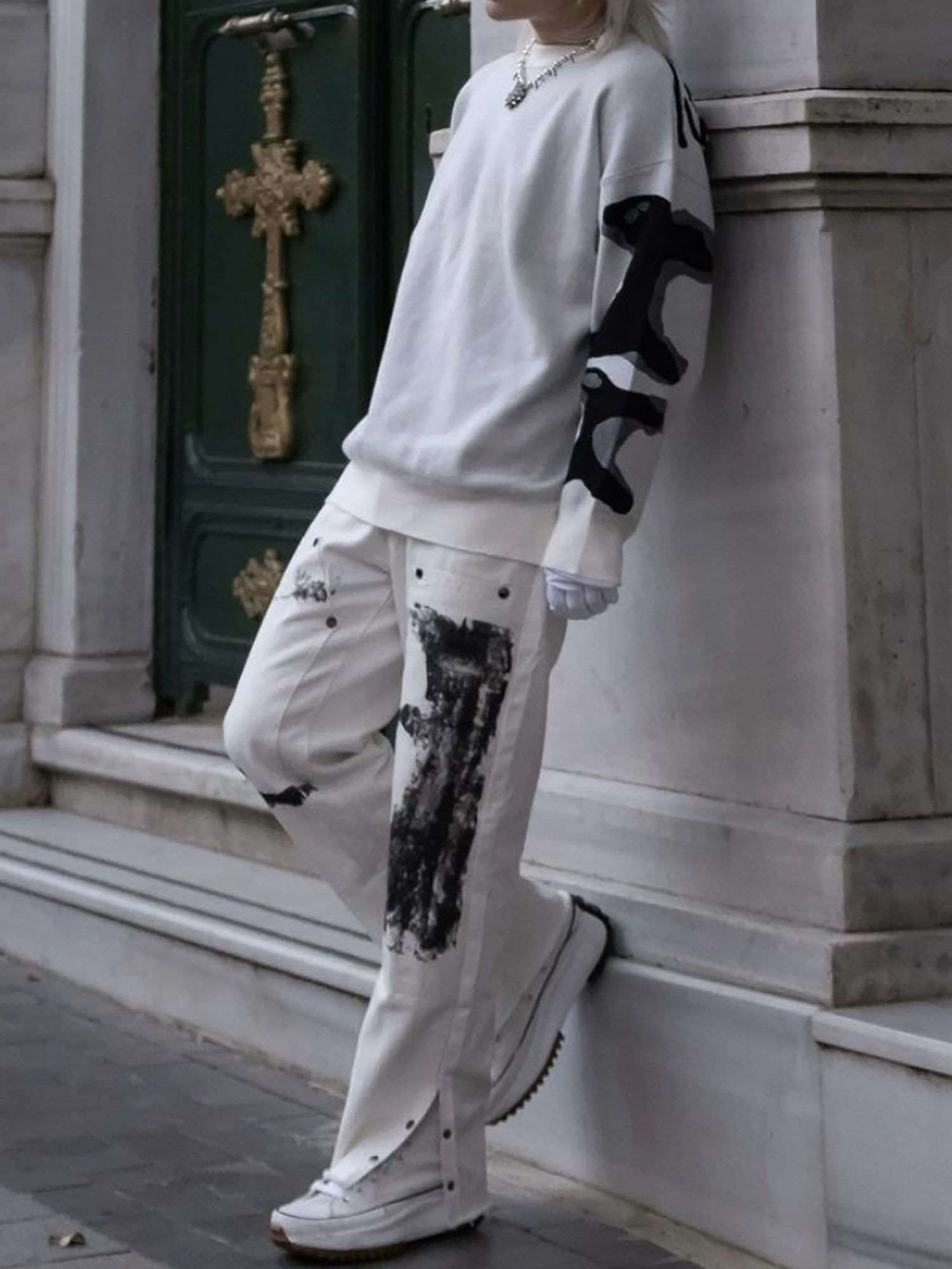 The Supermade Graffiti Print White Straight Jeans -1184 SP220318PC1G