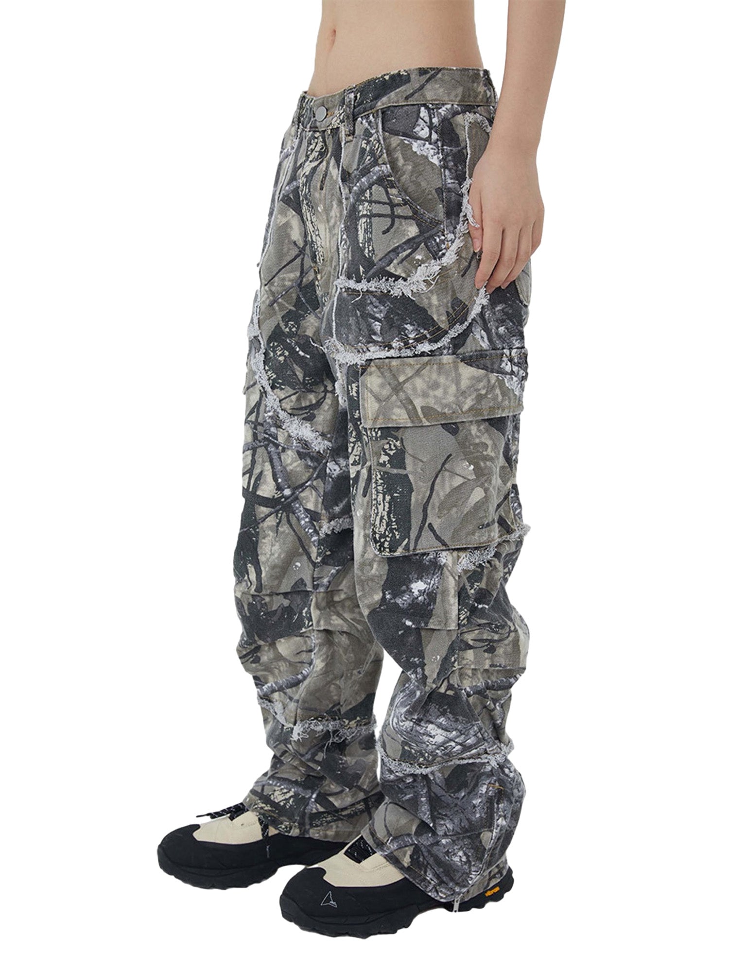 Sneakerhill Camouflage Leaf Straight Leg Pants- 1870 SP230918B274