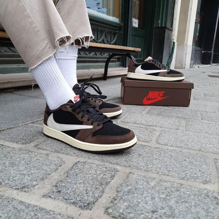 Custom Air Jordan 1 Retro Low OG SP Travis Scott - CQ4277-001 sneakerhypes