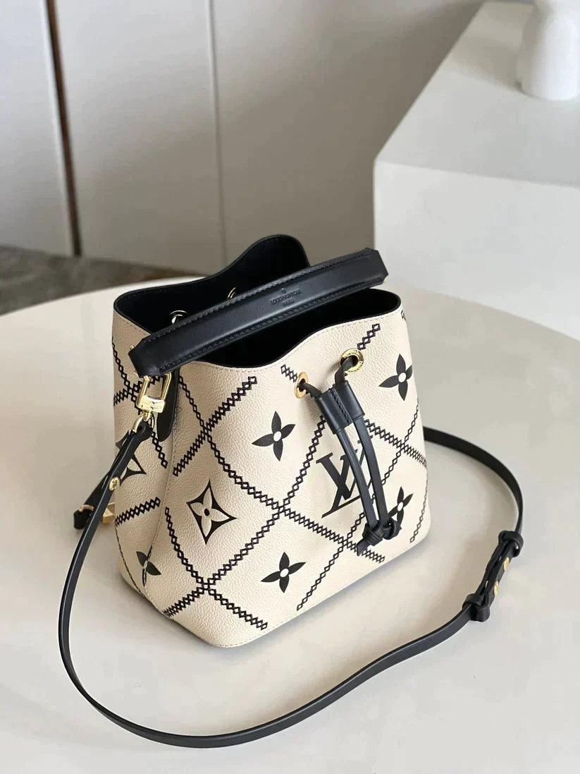 Sneakerhill - Top Quality Bags LUV 301 - sneakerhillcom