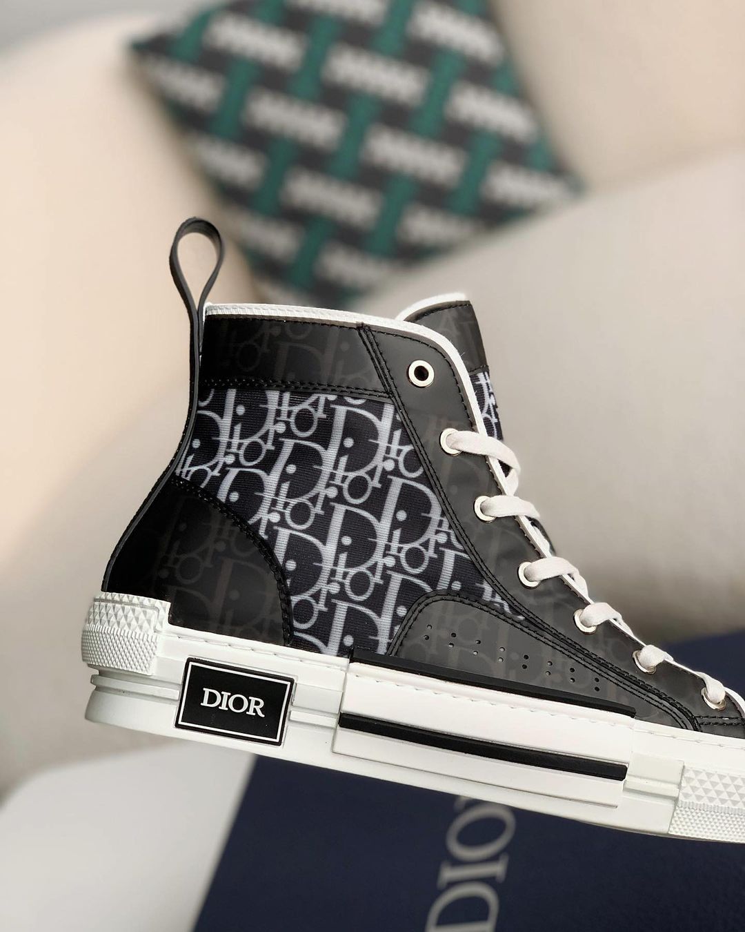 DR B23 High-Top Sneakers